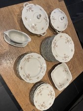 Service table porcelaine d'occasion  Trets