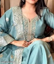 Femmes designer pakistanais d'occasion  Expédié en France