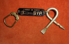 Porte clés key d'occasion  Bar-le-Duc
