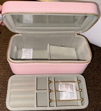 Usado, Caixa de joias portátil Pandora rosa armazenamento nova! Com espelho de pé comprar usado  Enviando para Brazil