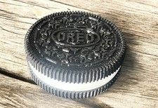 Oreo herb grinder usato Oreo herb grinder usato  Spedire a Italy
