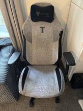 Titan evo gaming for sale  CHRISTCHURCH