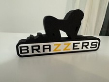 Brazzers logo scrivania usato  Novara