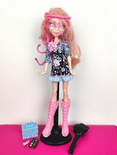 Monster high doll d'occasion  Clermont-Ferrand-
