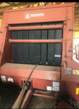 Hesston 560 round for sale  Jennings