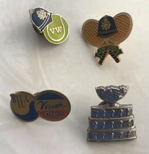 Colección De Raro Tenis Insignias Wimbledon Btua Police VW Itf comprar usado  Enviando para Brazil