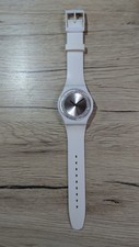 Ancienne montre swatch d'occasion  Pont-du-Château