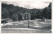 Campo de golfe em miniatura RPPC, Fontana Village, NC Cline 1-J-276 Graham County comprar usado  Enviando para Brazil