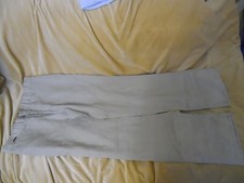 Pantalon gris clair d'occasion  La Ciotat