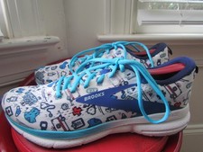 brooks running shoes for sale  Clemmons