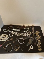 Several pieces jewelry for sale  Paw Paw
