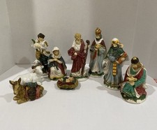 Vintage porcelain nativity for sale Vintage porcelain nativity for sale  Middletown