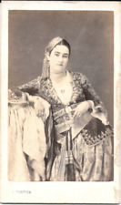 Cdv jeune femme d'occasion  Saint-Julien-l'Ars