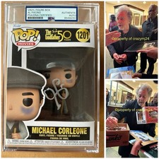 Autografo funko firmato usato  Spedire a Italy
