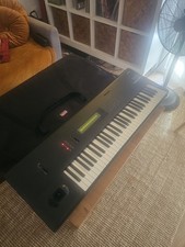 Korg synthétiseur légendaire d'occasion  Groslay