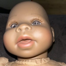 Boneca bebê afro-americana Kingstate 16" corpo macio cabeça firme - olhos castanhos comprar usado  Enviando para Brazil