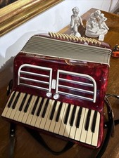 Fisarmonica antica settimo usato  Grottaferrata