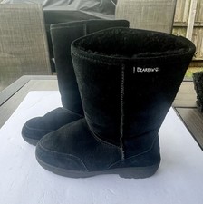 Women boots bearpaw for sale  Owasso