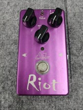 Suhr riot distorsion d'occasion  Expédié en France