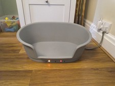 Heated cat bed for sale  PRESTON