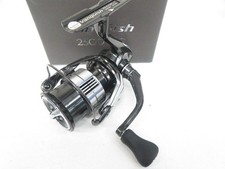 Moulinet pêche shimano d'occasion  Expédié en France