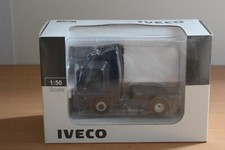 Usado, Universal Hobbies Iveco Stralis cabine azul metálica - colecionável em caixa escala 1:50 comprar usado  Enviando para Brazil