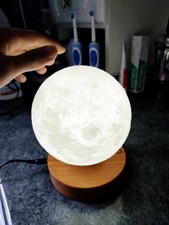 Lampe lune lévitation d'occasion  Solliès-Pont