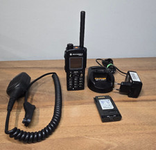 Radio tetra Motorola MTP850s 380-440 mhz banda HAM con cargador y micrófono segunda mano  Embacar hacia Mexico