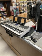 Yamaha psr s670 for sale  Murfreesboro