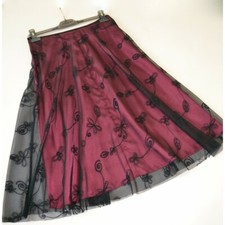 Gonna nera fucsia usato Gonna nera fucsia usato  Gorizia
