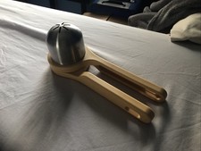 Usado, Espremedor manual Joseph Joseph Helix prensa de alho ergonômico ação torção comprar usado  Enviando para Brazil