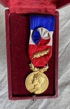 Médaille travail 1973 d'occasion  Villard-de-Lans