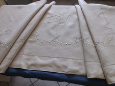 Drap brodé pur d'occasion  Saint-Caprais-de-Bordeaux