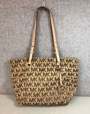 Usado, Bolsa de ombro Michael Kors Gold Signature MK lona com acabamento em couro comprar usado  Enviando para Brazil