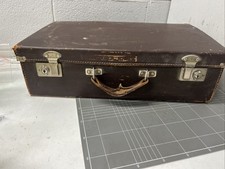 MALA DE COURO VINTAGE SERVIÇO MÉDICO ESTOJO CHENEY RETRÔ MÉDICO MEADOS DO SÉCULO, usado comprar usado  Enviando para Brazil