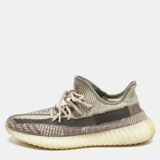 Sneakers yeezy adidas usato  Spedire a Italy