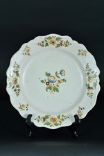 Assiette en faience ancienne du Sud Ouest Toulouse fin  18 ème beau décor  d'occasion  Toulouse-