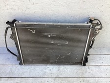 Radiador líquido de arrefecimento motor dianteiro Hyundai Sonata 2006 - 2010 fabricante de equipamento original comprar usado Radiador líquido de arrefecimento motor dianteiro Hyundai Sonata 2006 - 2010 fabricante de equipamento original comprar usado  Enviando para Brazil