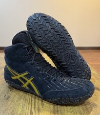 2017 asics aggressor for sale  Canton