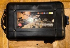 Novo Led Brillante Torcia com Estojo comprar usado Novo Led Brillante Torcia com Estojo comprar usado  Enviando para Brazil