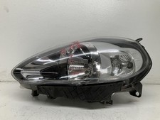 Faro anteriore sinistro usato  Italia