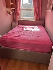 Small queen sized for sale  LONDON