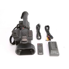 Filmadora Portátil Panasonic AG-AC90A AVCCAM Full HD - (74 Horas) SKU#1919310 comprar usado  Enviando para Brazil
