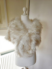 White womensfaux fur for sale  HYTHE