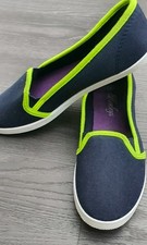Woman henleys canvas for sale  LONDON