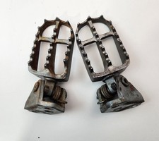 Foot pegs yamaha d'occasion  Expédié en Belgium
