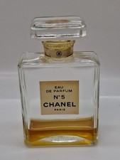 Bottiglia semivuota chanel usato  Ragalna