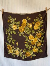 Foulard carré soie d'occasion  Le Péage-de-Roussillon