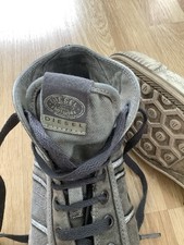 Distressed pair men for sale  SOUTH SHIELDS