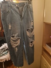 Jeans strappati donna usato  Solza